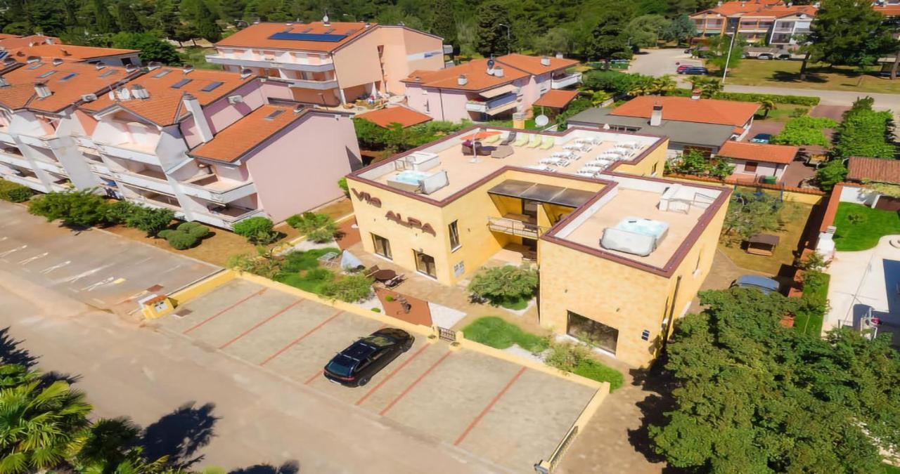 Villa Alpa Umag Eksteriør billede